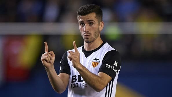 «Барселона» намерена подписать защитника «Валенсии» Гайя